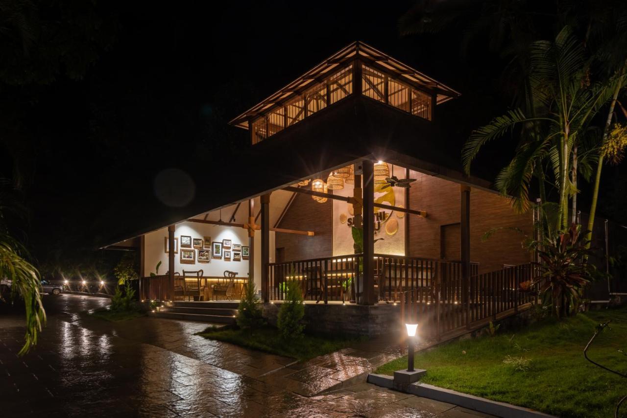Shanthi Kunnj Riverside Exotica Chikmagalūr Eksteriør bilde